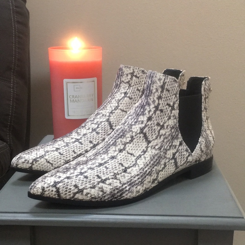 Cole Haan Hara Bootie - Picture 7 of 8